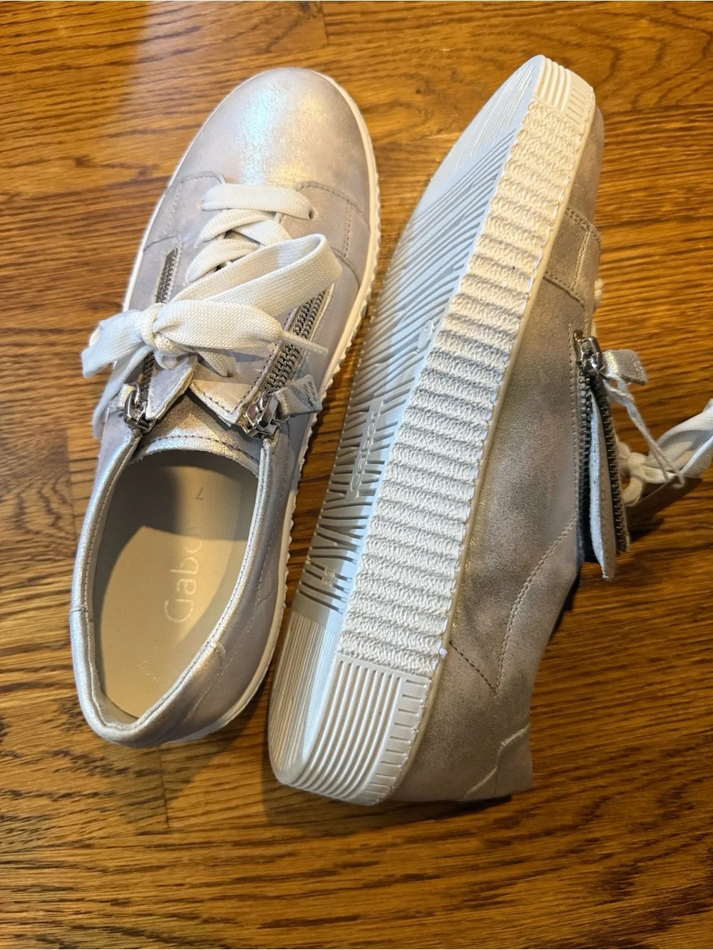 Gabor low top